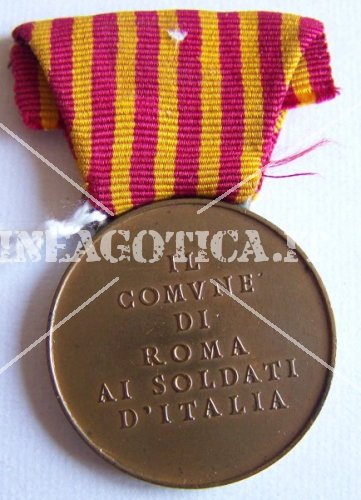 ITALIA MEDAGLIA ROMA AI SOLDATI D'ITALIA 1918 ORIGINALE - Clicca l'immagine per chiudere