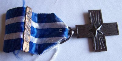 ITALIAN BRAVERY WAR CROSS MEDAL ORIGINAL