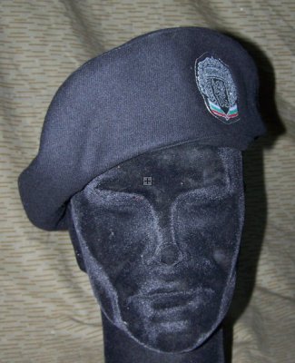 BULGARIA BASCO NERO GENDARMERIA ORIGINALE