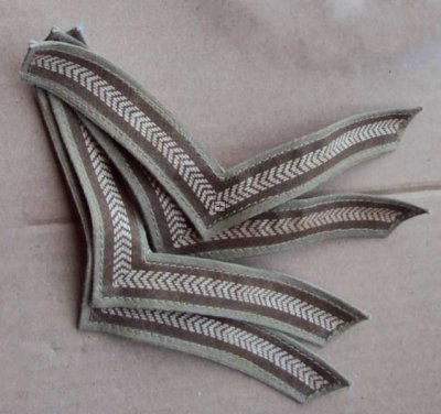 BRITISH LANCE CORPORAL CHEVRON FOR KHAKI DRILL ORIGINAL